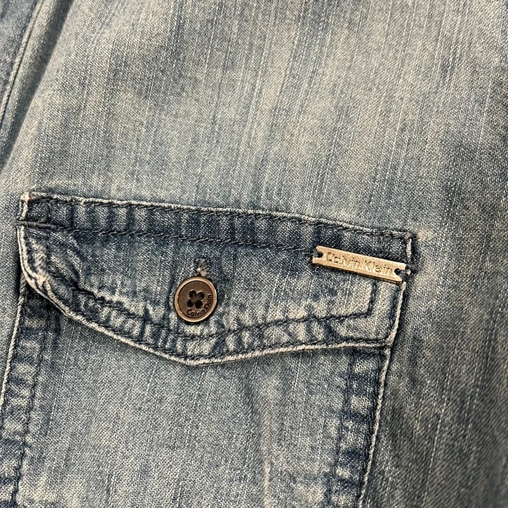 Jean button down - Picture 2 of 4